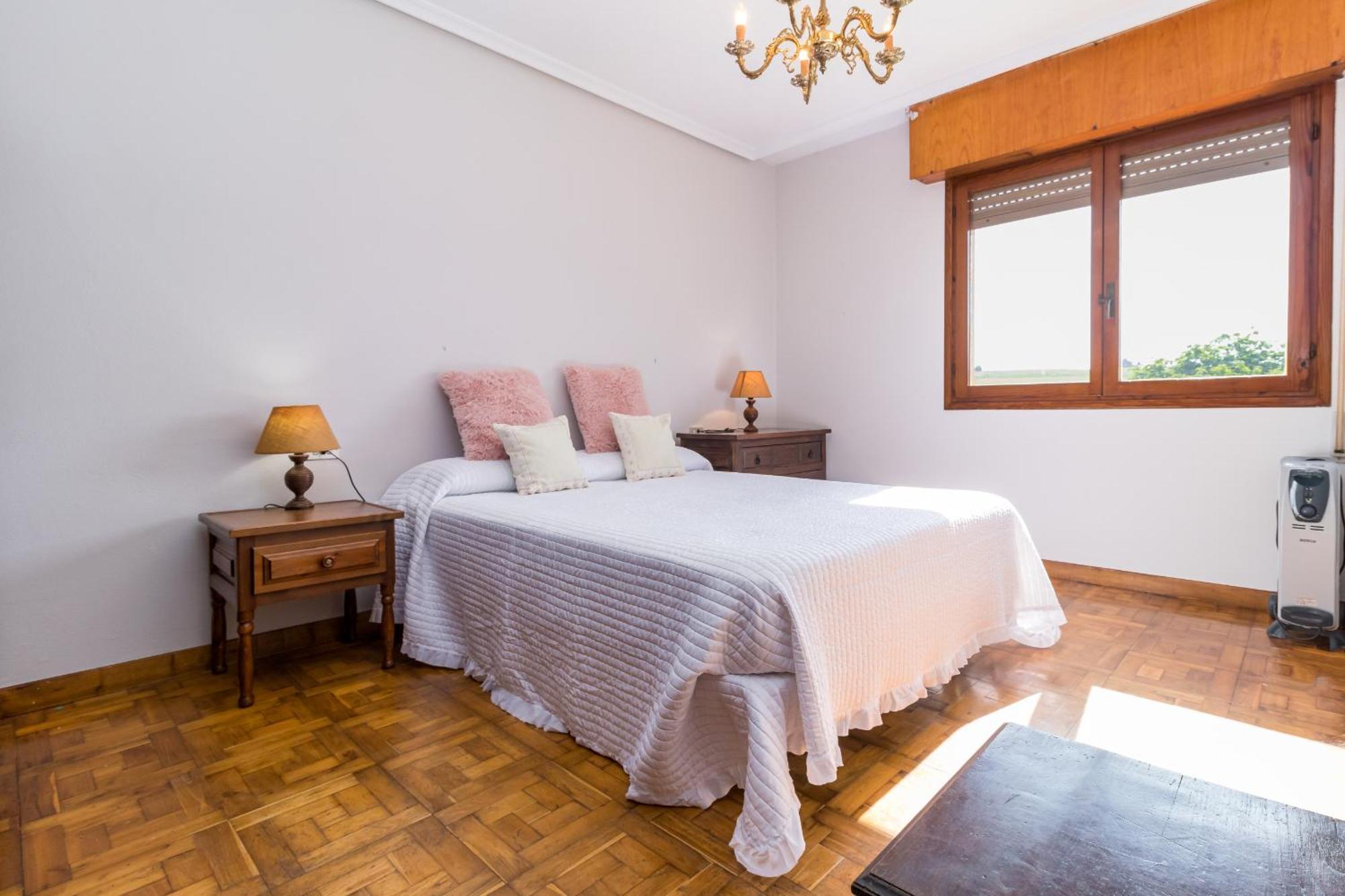 Casa Con Jardin Privado Orena Luaran gambar